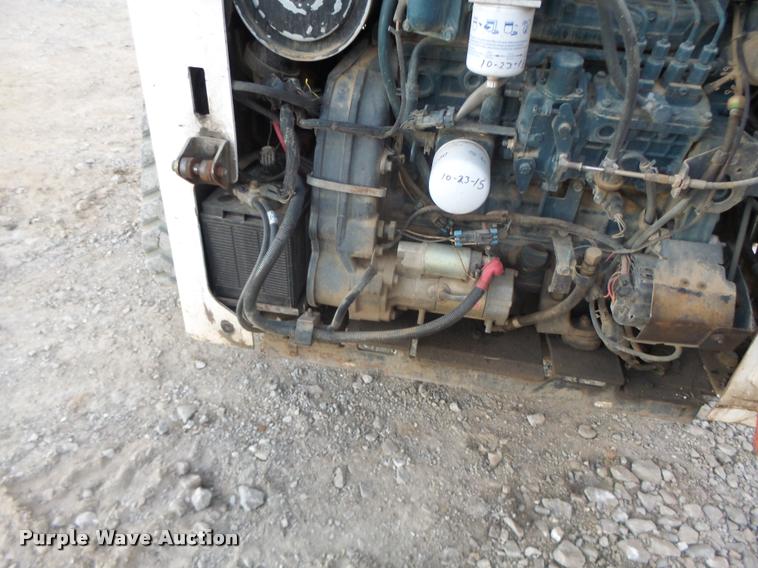 image for item K5555 2006 Bobcat T300 skid steer