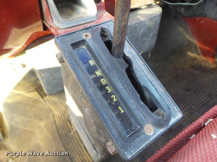 image for item K5556 1987 GMC C7D042 dump flatbed truck