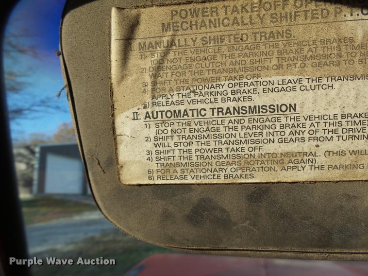 image for item K5556 1987 GMC C7D042 dump flatbed truck