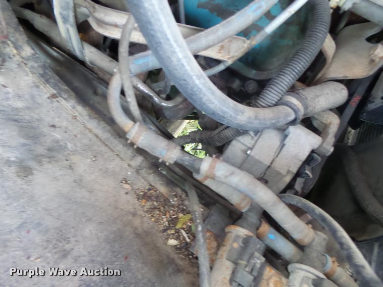 image for item K5556 1987 GMC C7D042 dump flatbed truck