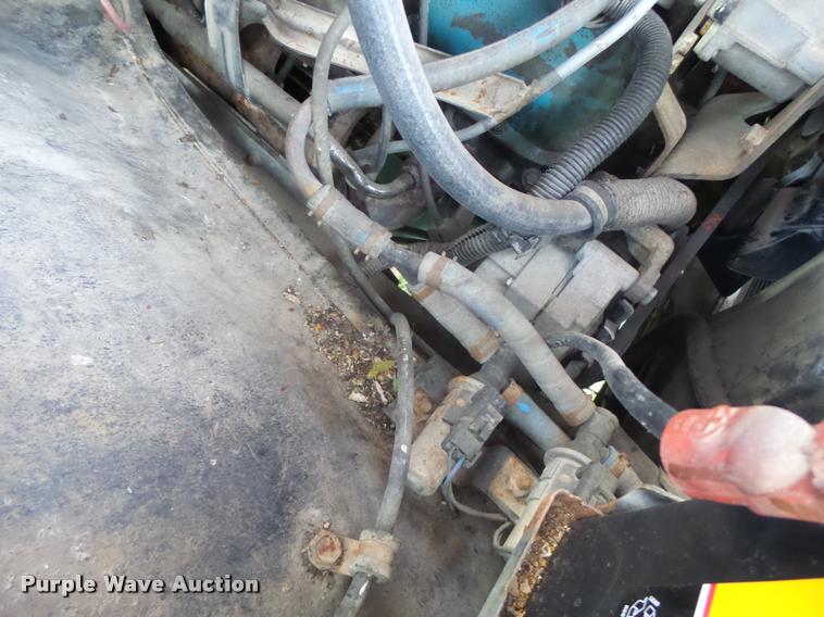 image for item K5556 1987 GMC C7D042 dump flatbed truck