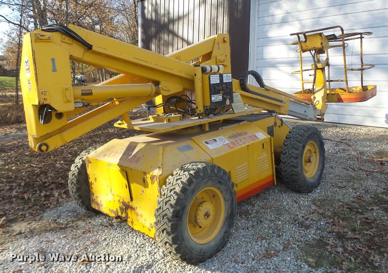 image for item K5557 Condor 38A boom lift