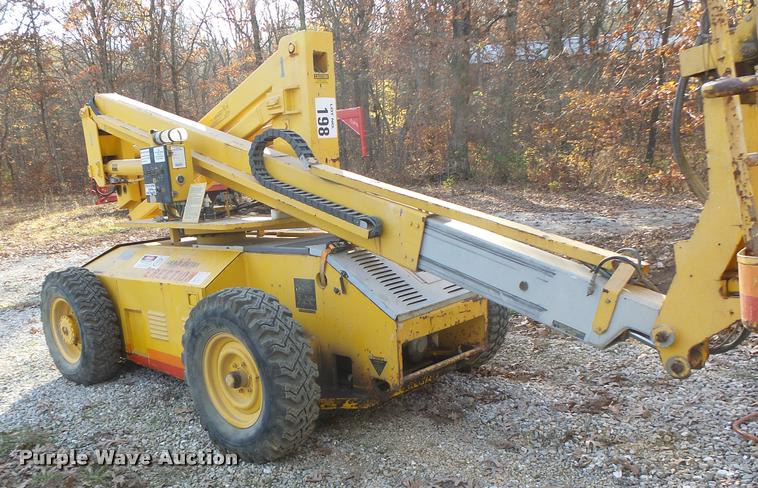 image for item K5557 Condor 38A boom lift
