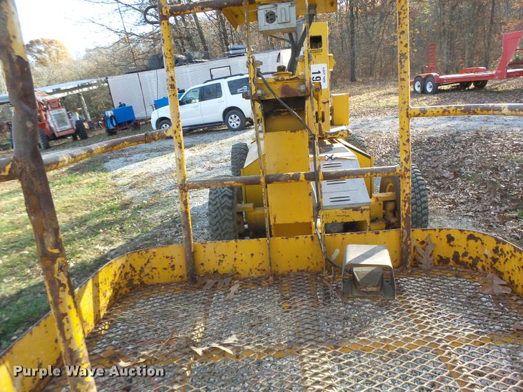 image for item K5557 Condor 38A boom lift