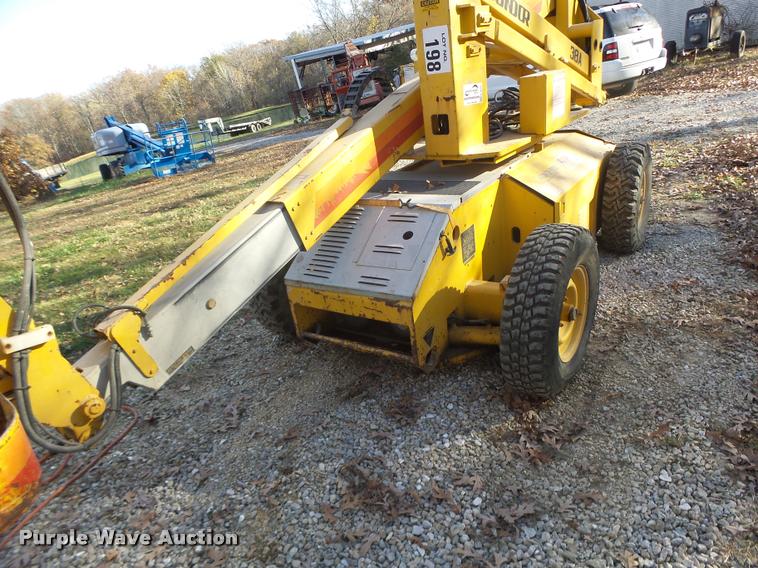 image for item K5557 Condor 38A boom lift