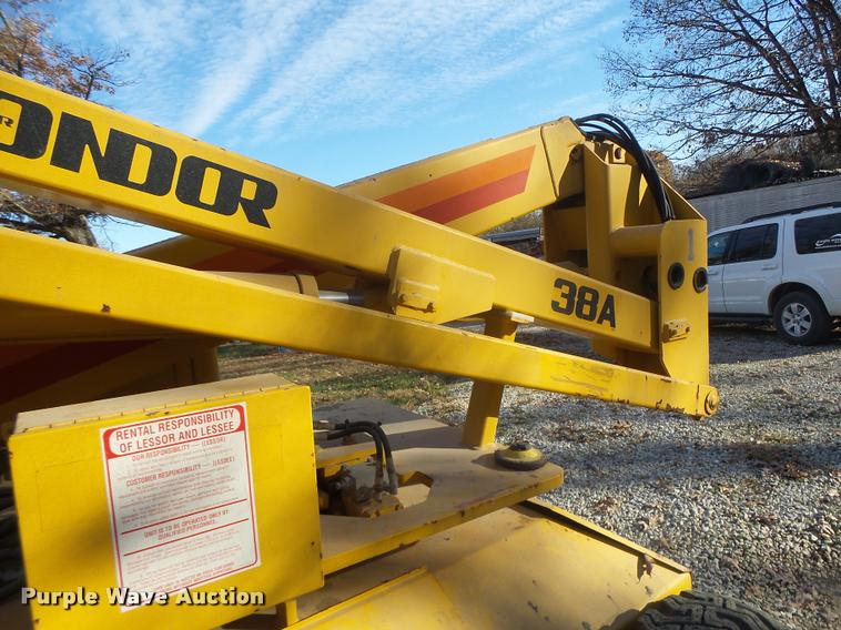 image for item K5557 Condor 38A boom lift