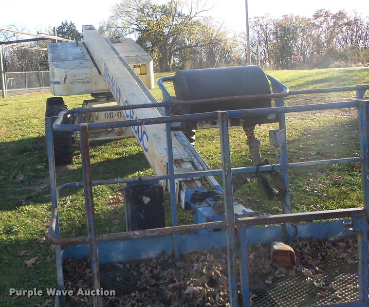 image for item K5558 Mark Lift CH60C boom lift