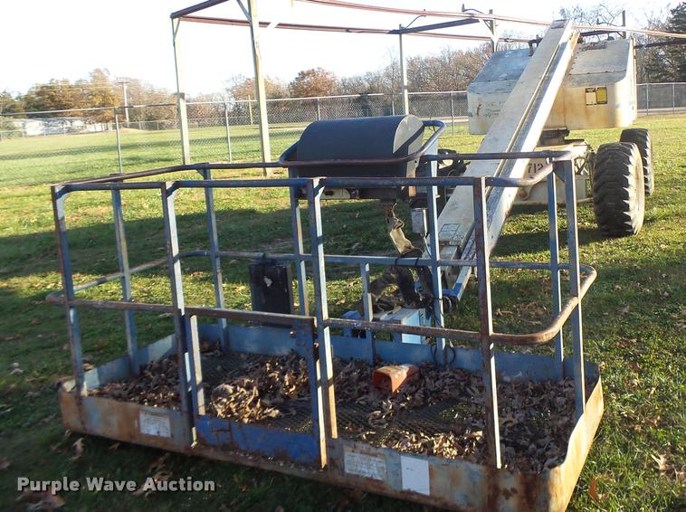 image for item K5558 Mark Lift CH60C boom lift