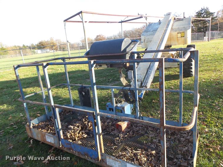 image for item K5558 Mark Lift CH60C boom lift