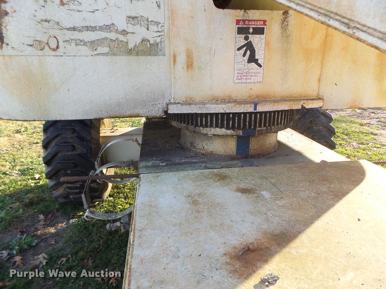 image for item K5558 Mark Lift CH60C boom lift