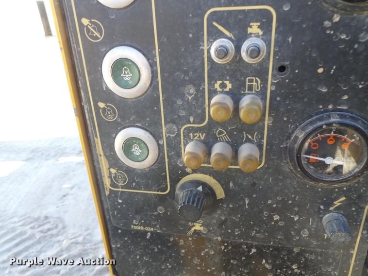 image for item K5561 2000 Vermeer D10X15 directional drill