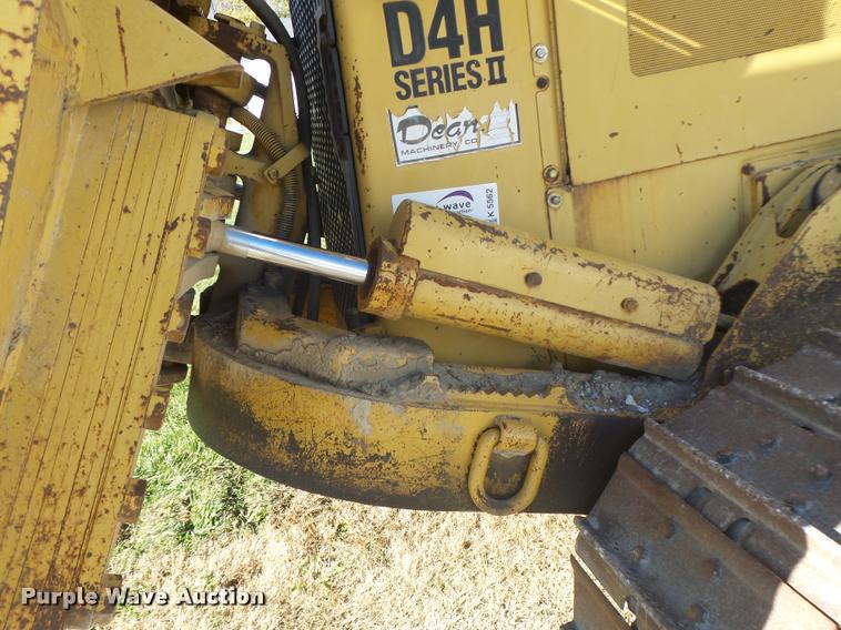 image for item K5562 Caterpillar D4H Series II dozer with vibratory cable plow