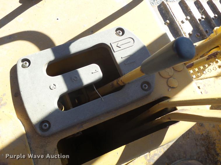 image for item K5562 Caterpillar D4H Series II dozer with vibratory cable plow