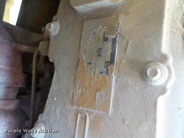 image for item K5562 Caterpillar D4H Series II dozer with vibratory cable plow