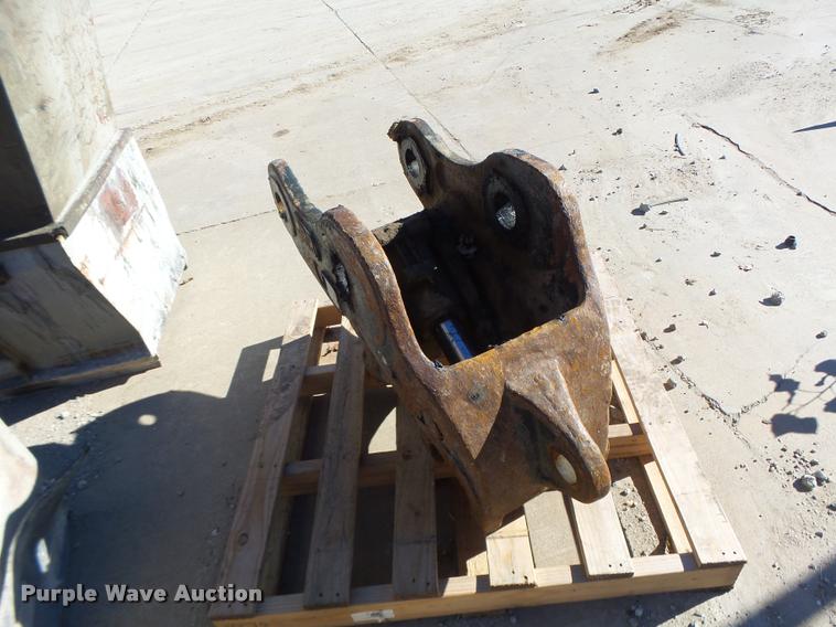image for item K5579 JRB excavator quick attach