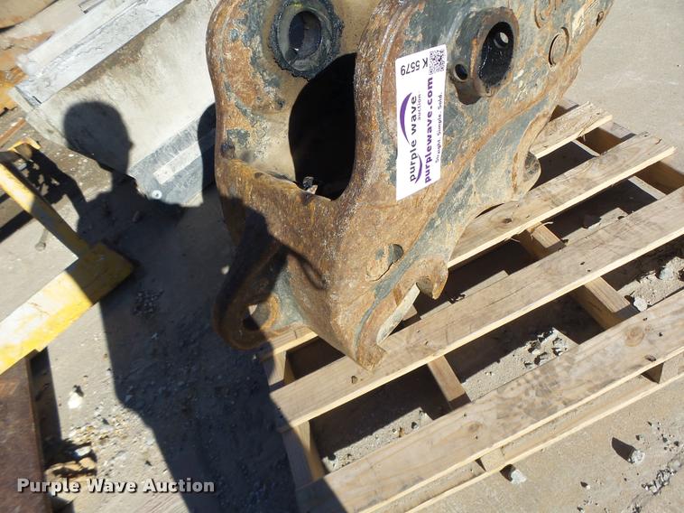 image for item K5579 JRB excavator quick attach