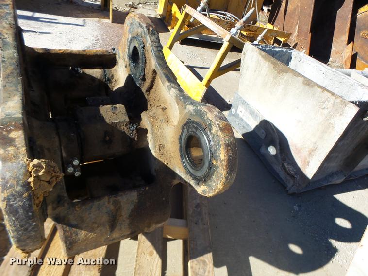 image for item K5579 JRB excavator quick attach