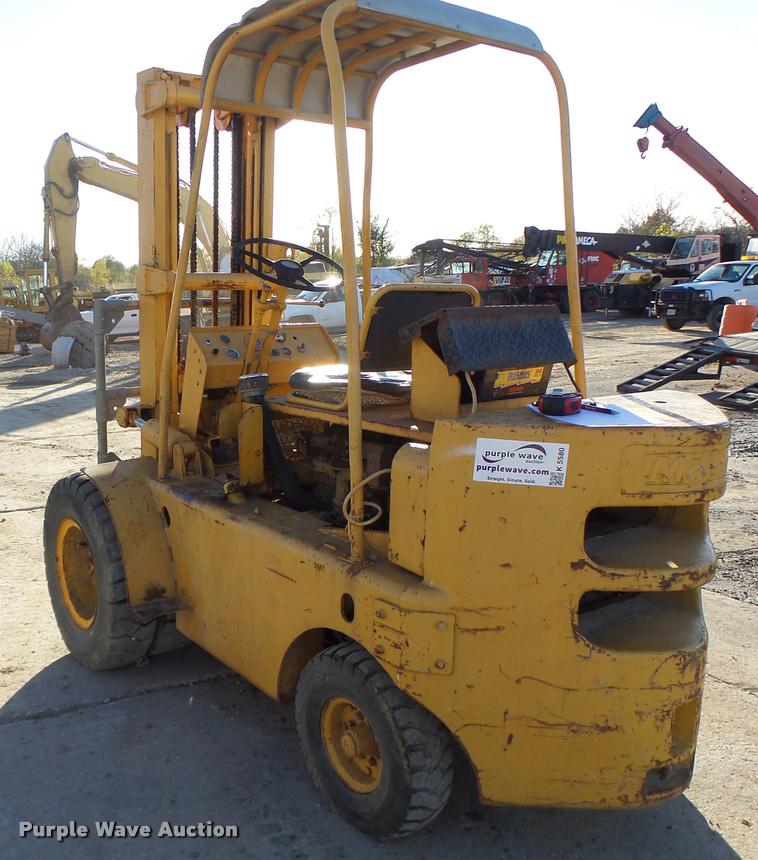 image for item K5580 1963 Mobilift MY40MB forklift