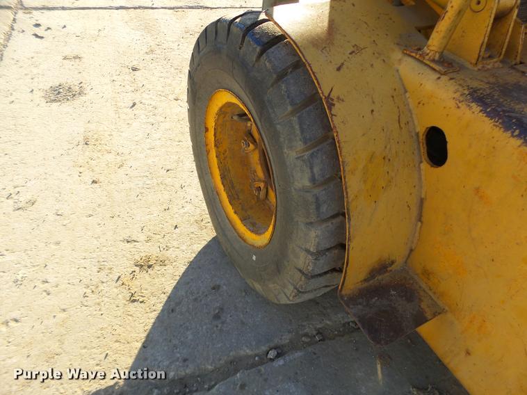 image for item K5580 1963 Mobilift MY40MB forklift