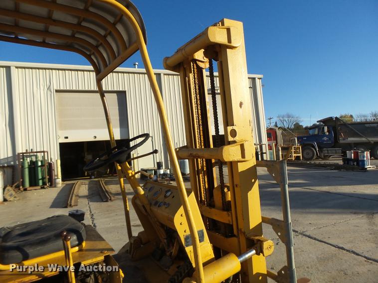 image for item K5580 1963 Mobilift MY40MB forklift