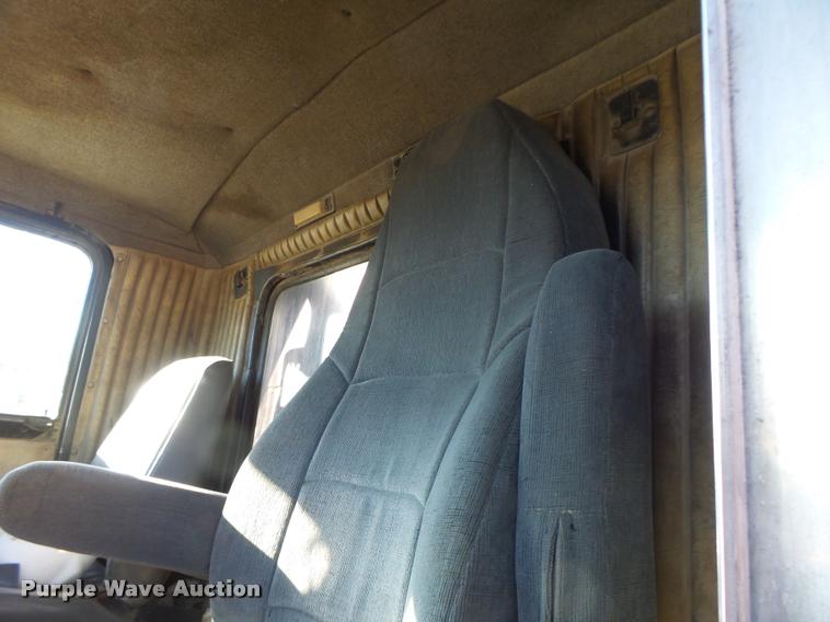 image for item K5581 1984 Kenworth dump truck