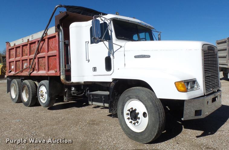 image for item K5582 1992 Freightliner FLD dump truck