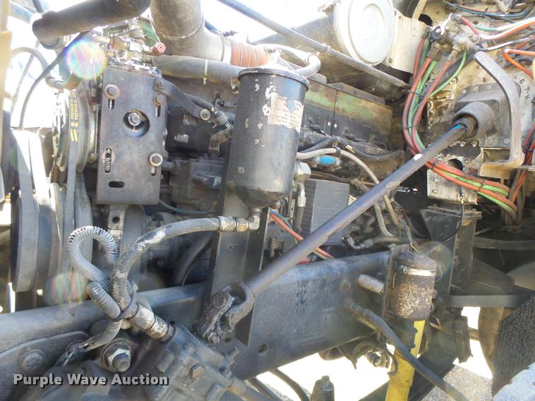 image for item K5582 1992 Freightliner FLD dump truck