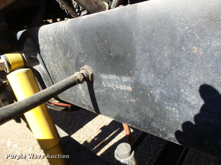 image for item K5582 1992 Freightliner FLD dump truck