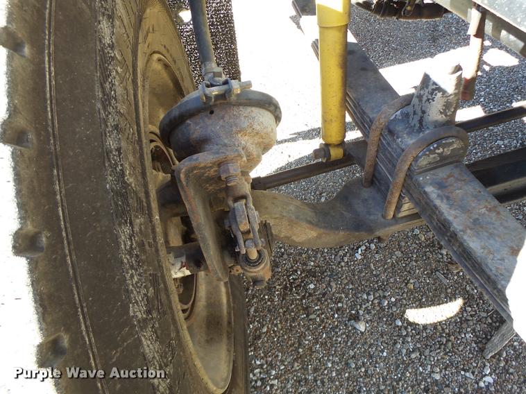 image for item K5582 1992 Freightliner FLD dump truck