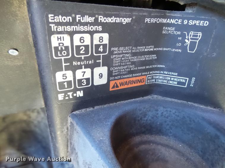 image for item K5582 1992 Freightliner FLD dump truck