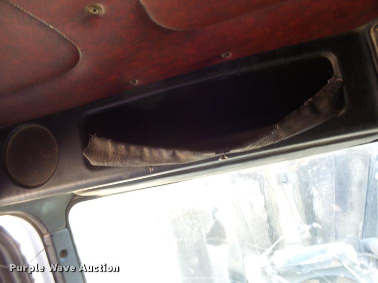 image for item K5582 1992 Freightliner FLD dump truck