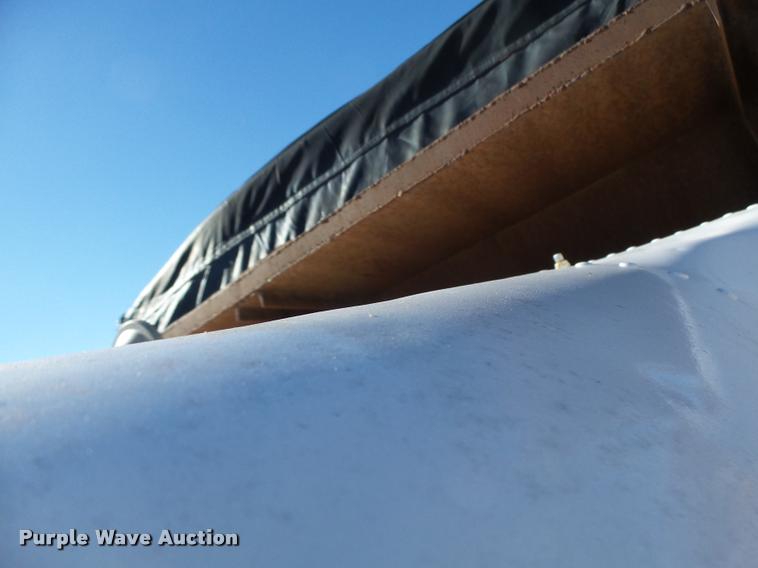 image for item K5582 1992 Freightliner FLD dump truck