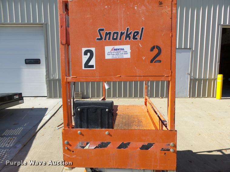 image for item K5584 2008 Snorkel 1930 scissor lift