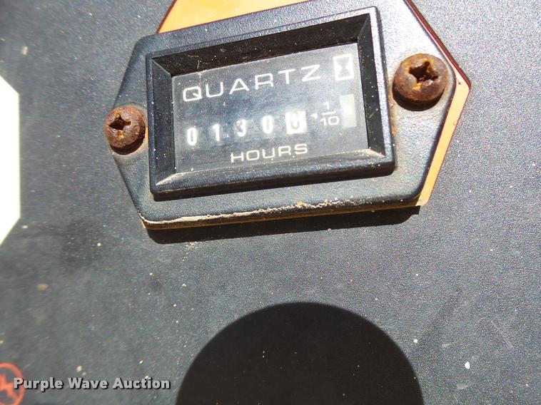 image for item K5584 2008 Snorkel 1930 scissor lift