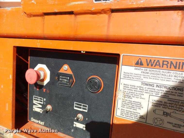 image for item K5584 2008 Snorkel 1930 scissor lift