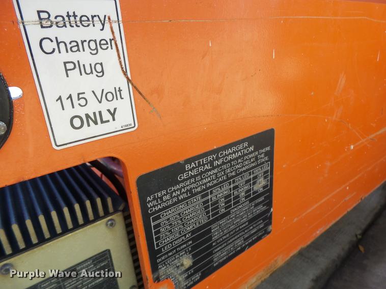 image for item K5584 2008 Snorkel 1930 scissor lift