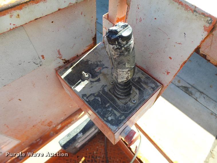 image for item K5584 2008 Snorkel 1930 scissor lift