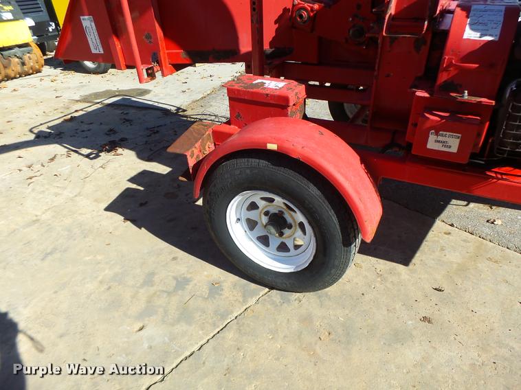 image for item K5586 2003 Dosko 510SD wood chipper