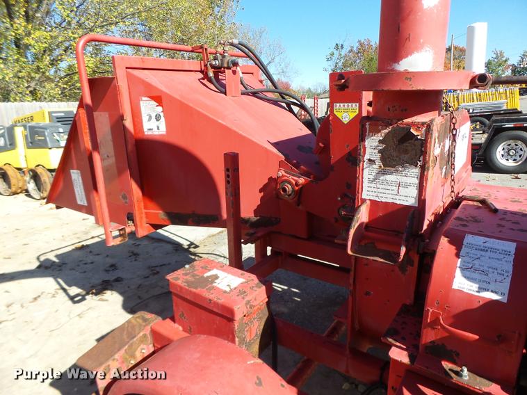 image for item K5586 2003 Dosko 510SD wood chipper