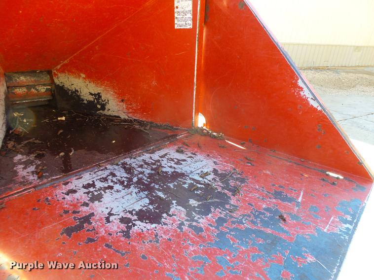 image for item K5586 2003 Dosko 510SD wood chipper