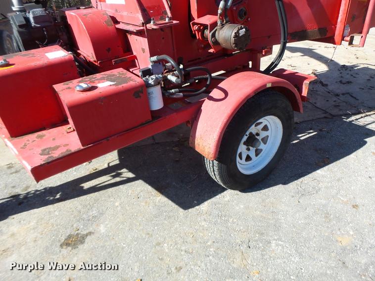 image for item K5586 2003 Dosko 510SD wood chipper