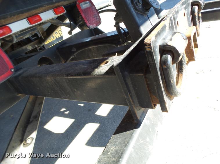 image for item K5590 2006 Ford F750 Super Duty rollback truck