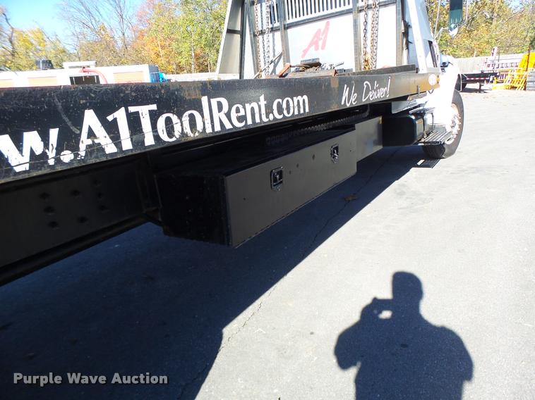 image for item K5590 2006 Ford F750 Super Duty rollback truck