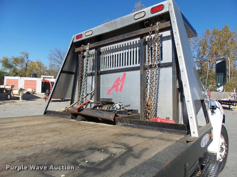 image for item K5590 2006 Ford F750 Super Duty rollback truck