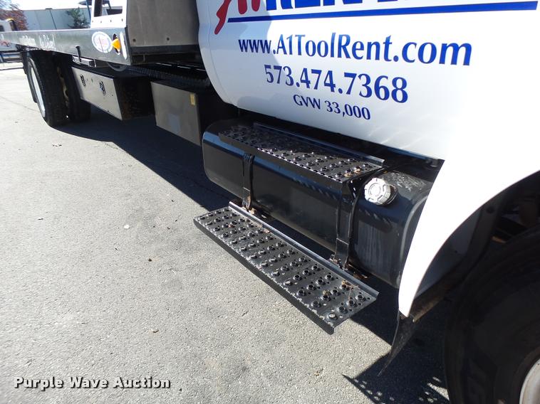 image for item K5590 2006 Ford F750 Super Duty rollback truck