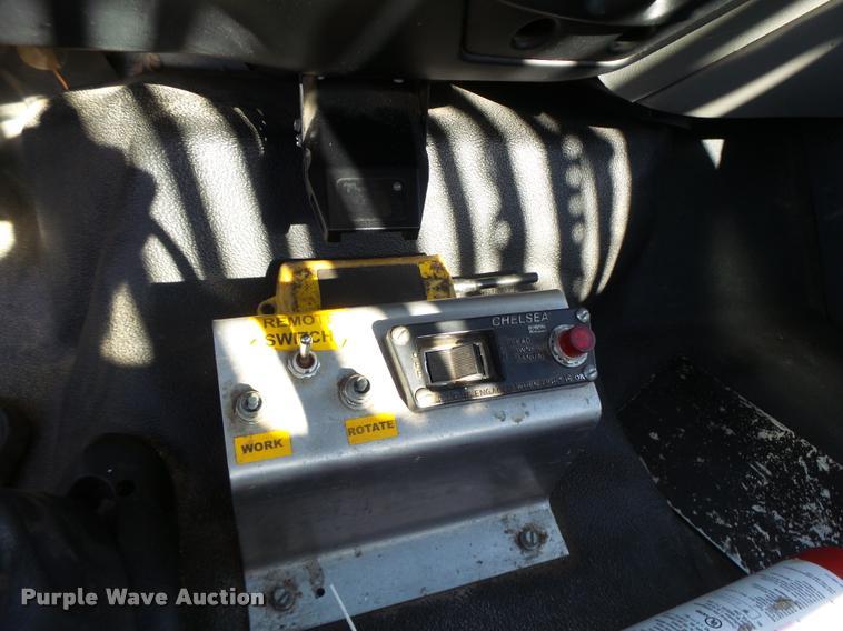 image for item K5590 2006 Ford F750 Super Duty rollback truck