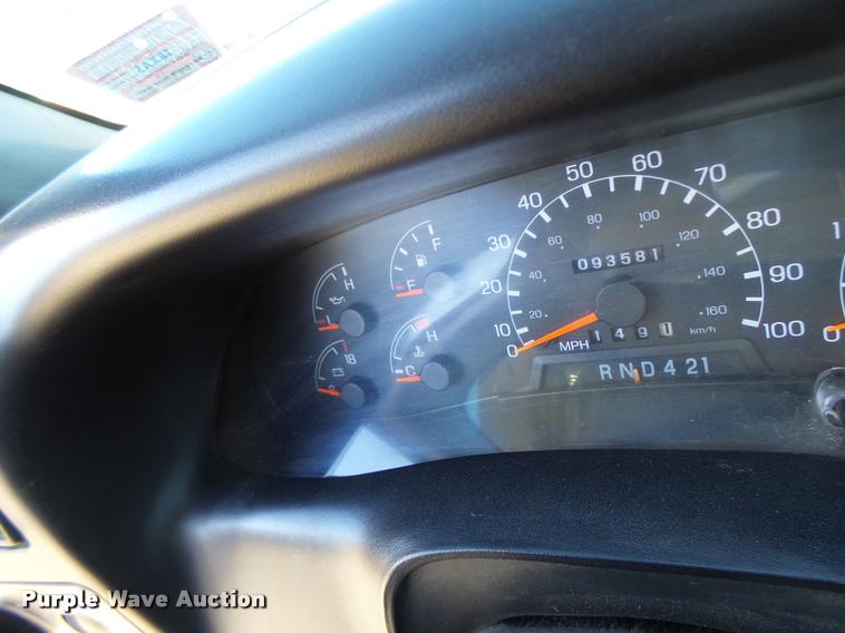 image for item K5590 2006 Ford F750 Super Duty rollback truck