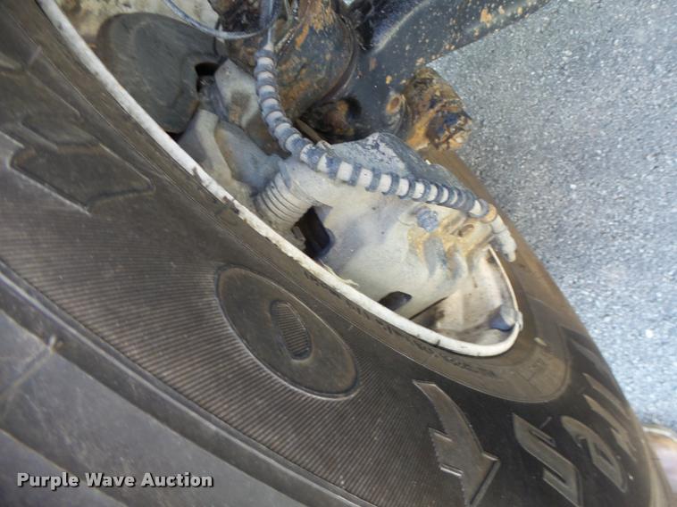 image for item K5590 2006 Ford F750 Super Duty rollback truck