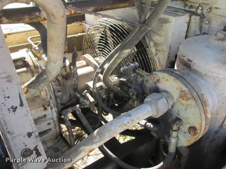 image for item K6221 Ingersoll Rand 100 air compressor