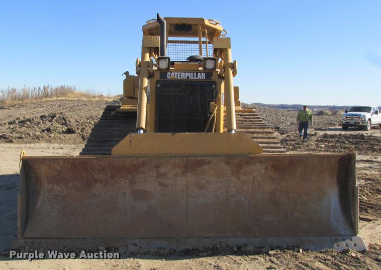 image for item K6222 1995 Caterpillar D6H LGP dozer